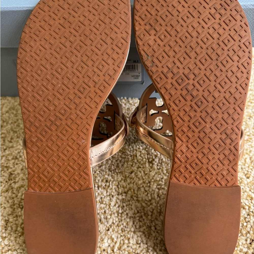 Authentic Tory Burch Rose Gold Metallic Sandals - Picture 6 of 6